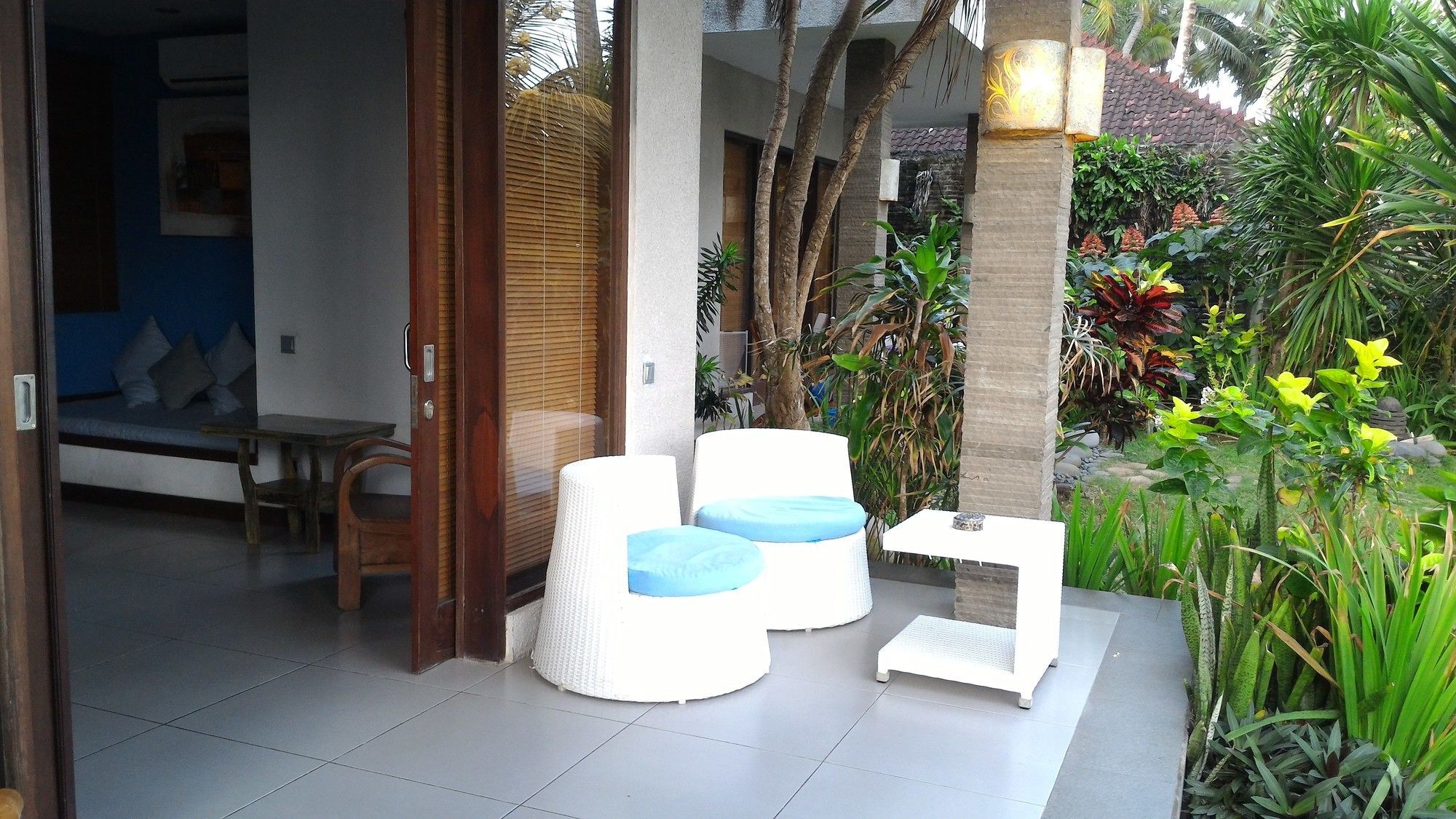 Candidasa Amarta Beach Cottages מראה חיצוני תמונה